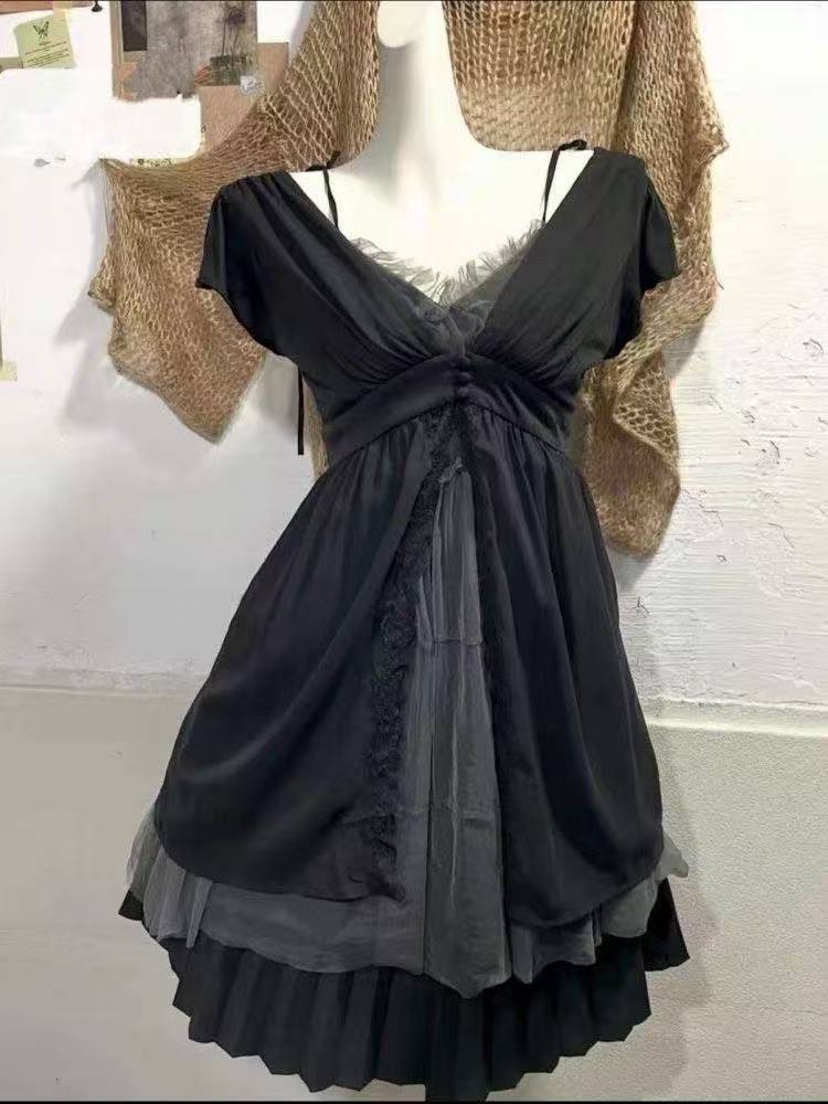 طقم ملابس نسائي من 3 قطع بأسلو - مراجعة Vintage Fashion Pieces وسعره