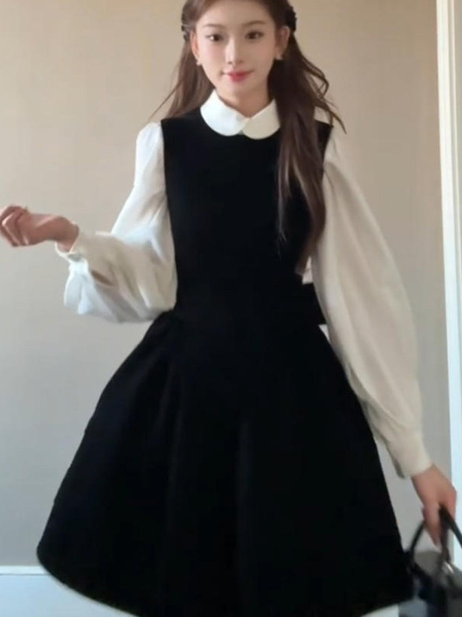 طقم فستان وقميص بأسلوب هيبورن  - مراجعة Vintage Fashion Complete وسعره