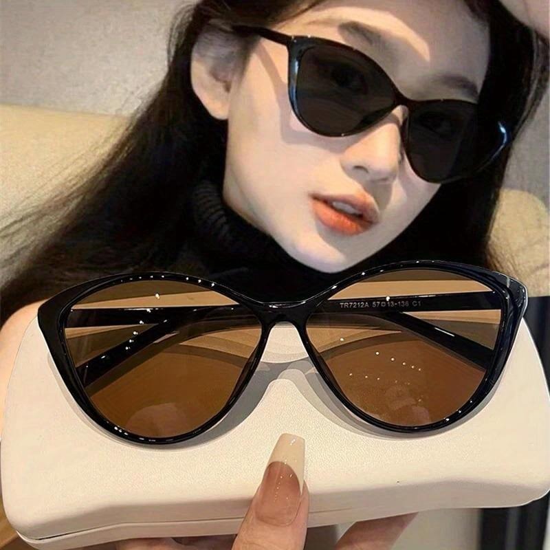 نظارة شمسية نسائية عصرية بتصمي - مراجعة Vintage Fashion Pieces وسعره